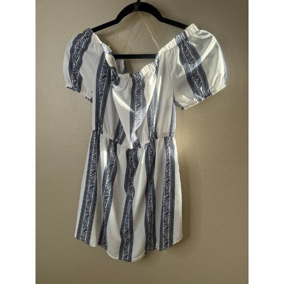 Hint of Blush Women's‎ White with Blue Dress size medium off shoulder round neck - Picture 4 of 6